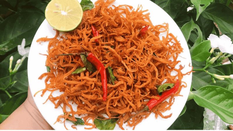 Khô gà lá chanh - Khô gà xé Nhâm Nhi Việt